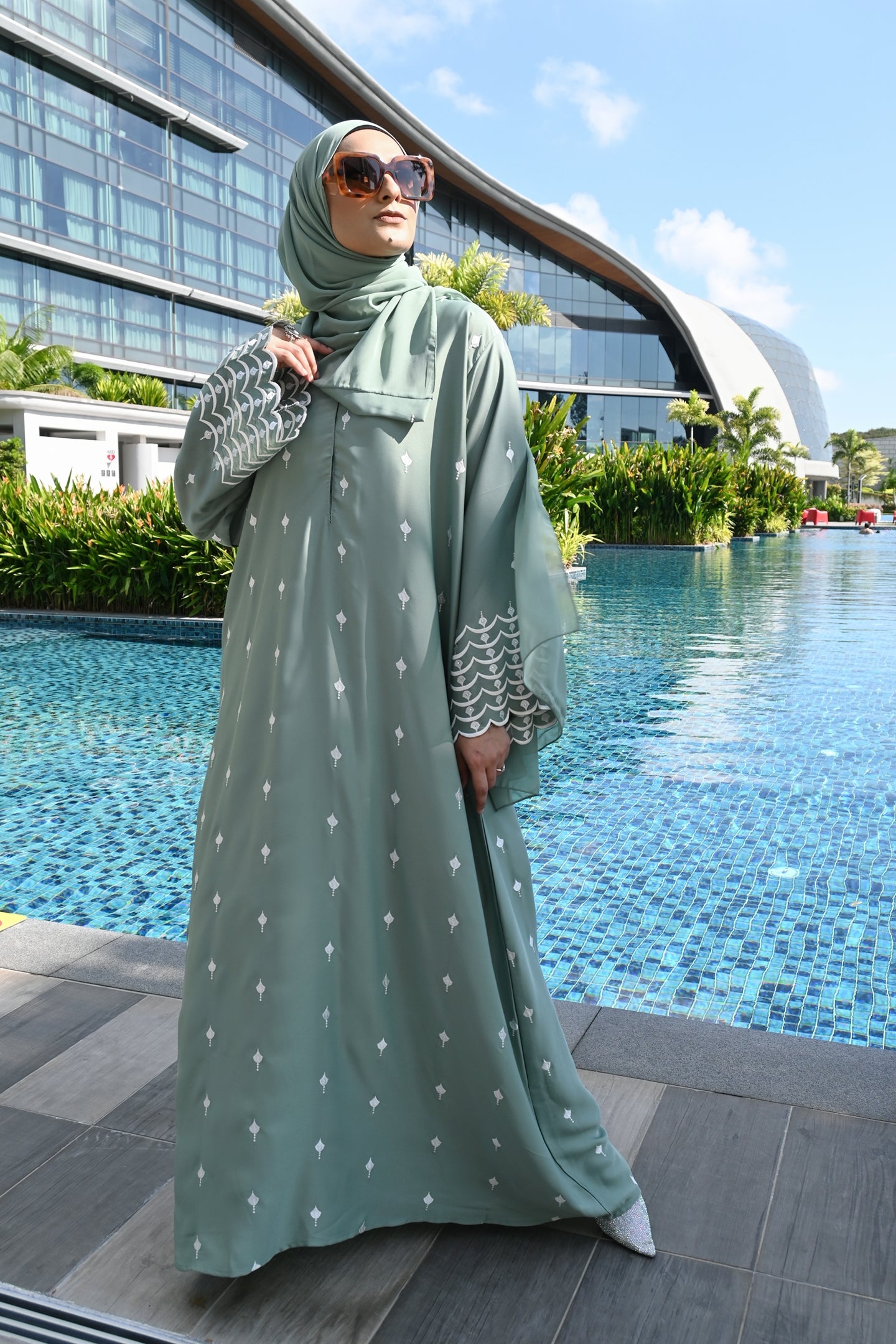 ABAYA AMISHA