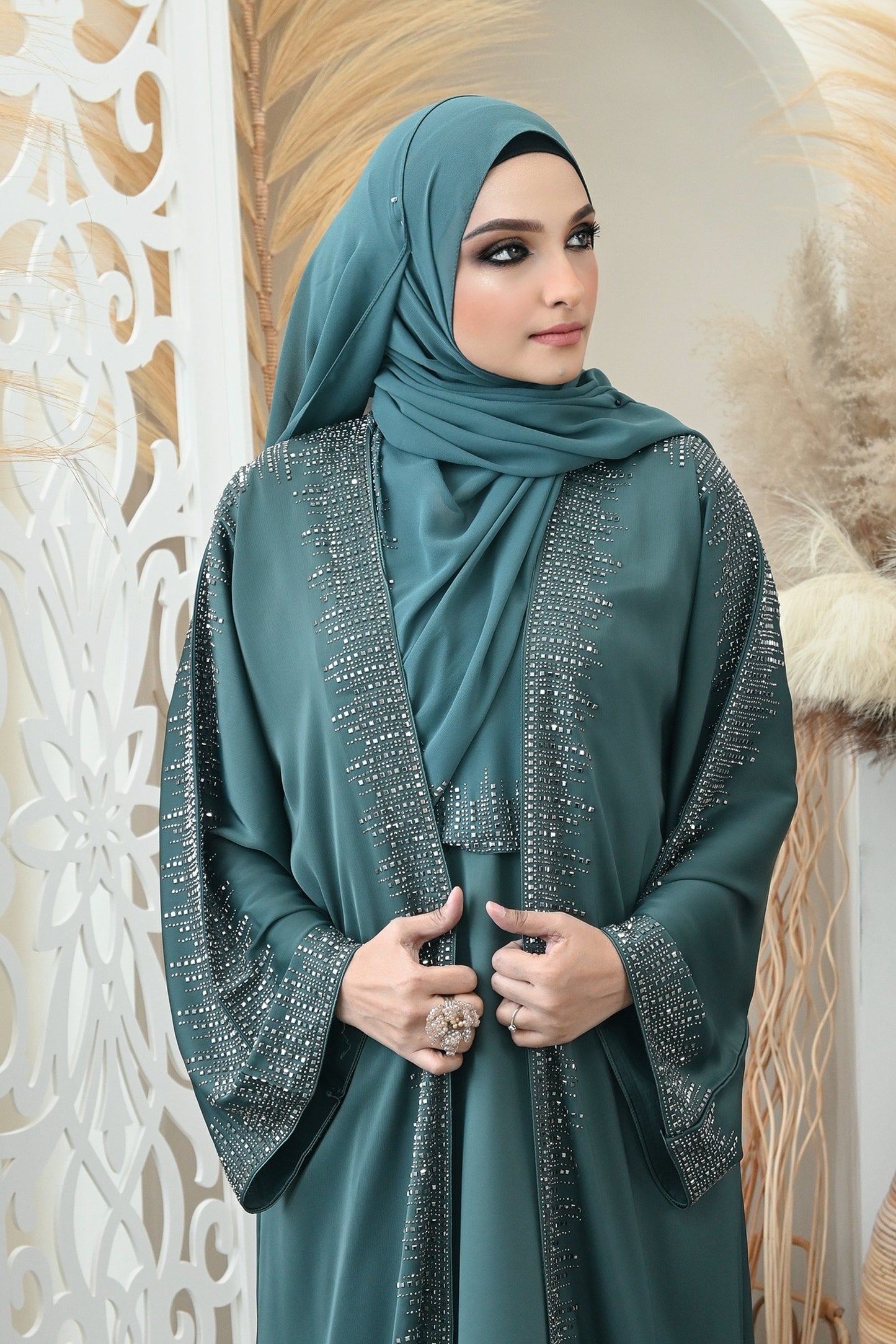 ABAYA SANA