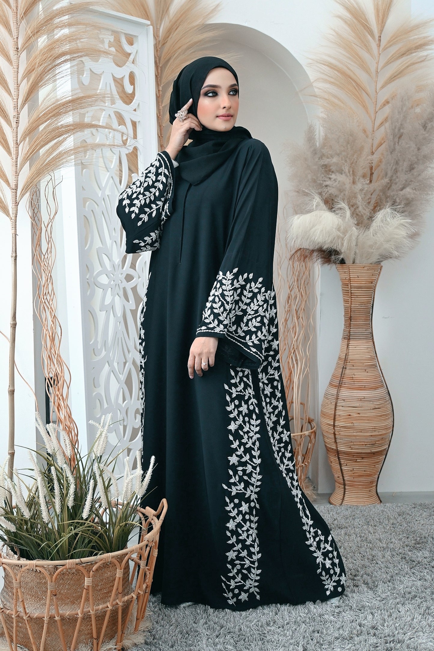 ABAYA FARAH