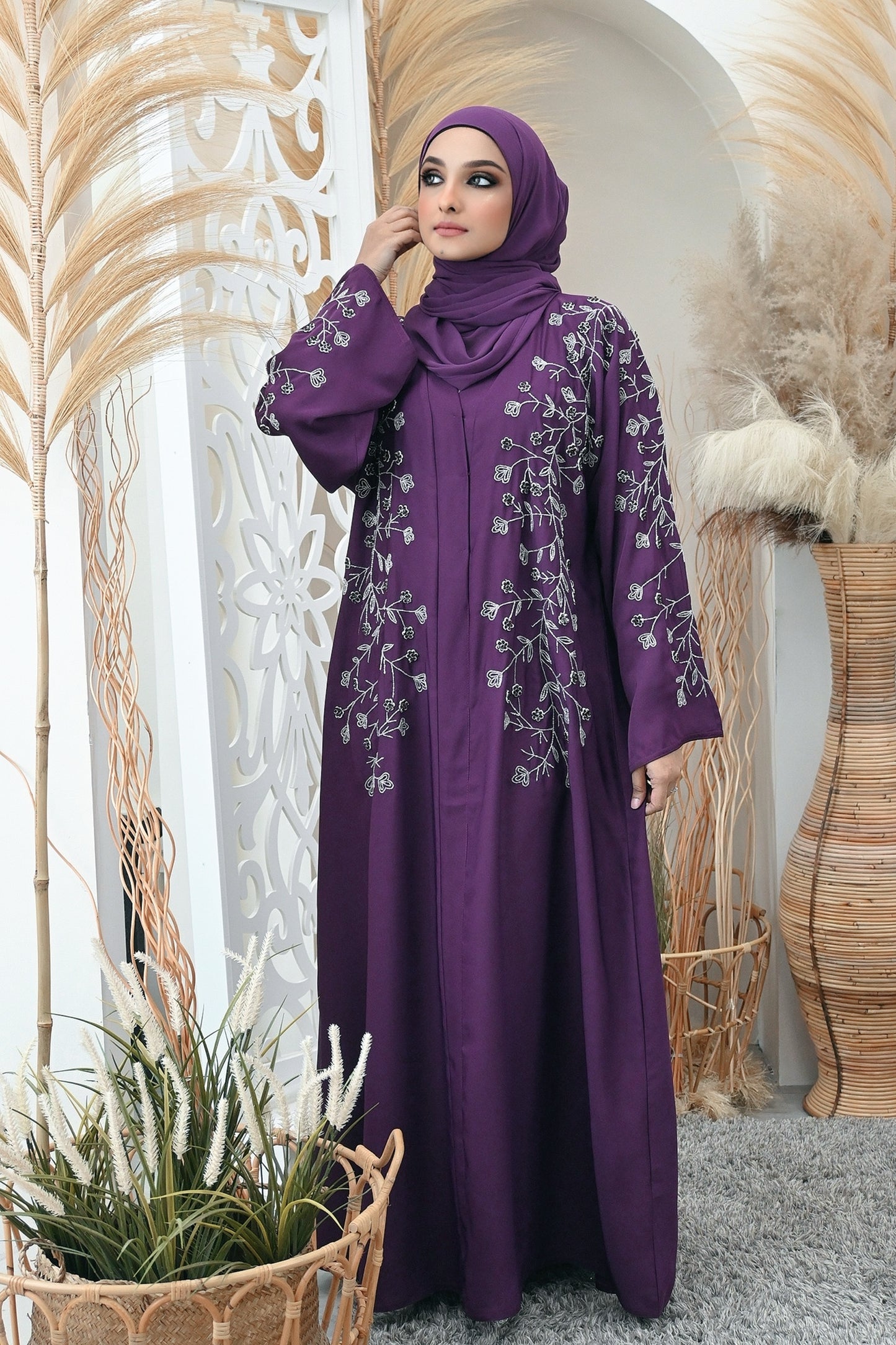 ABAYA PINKA