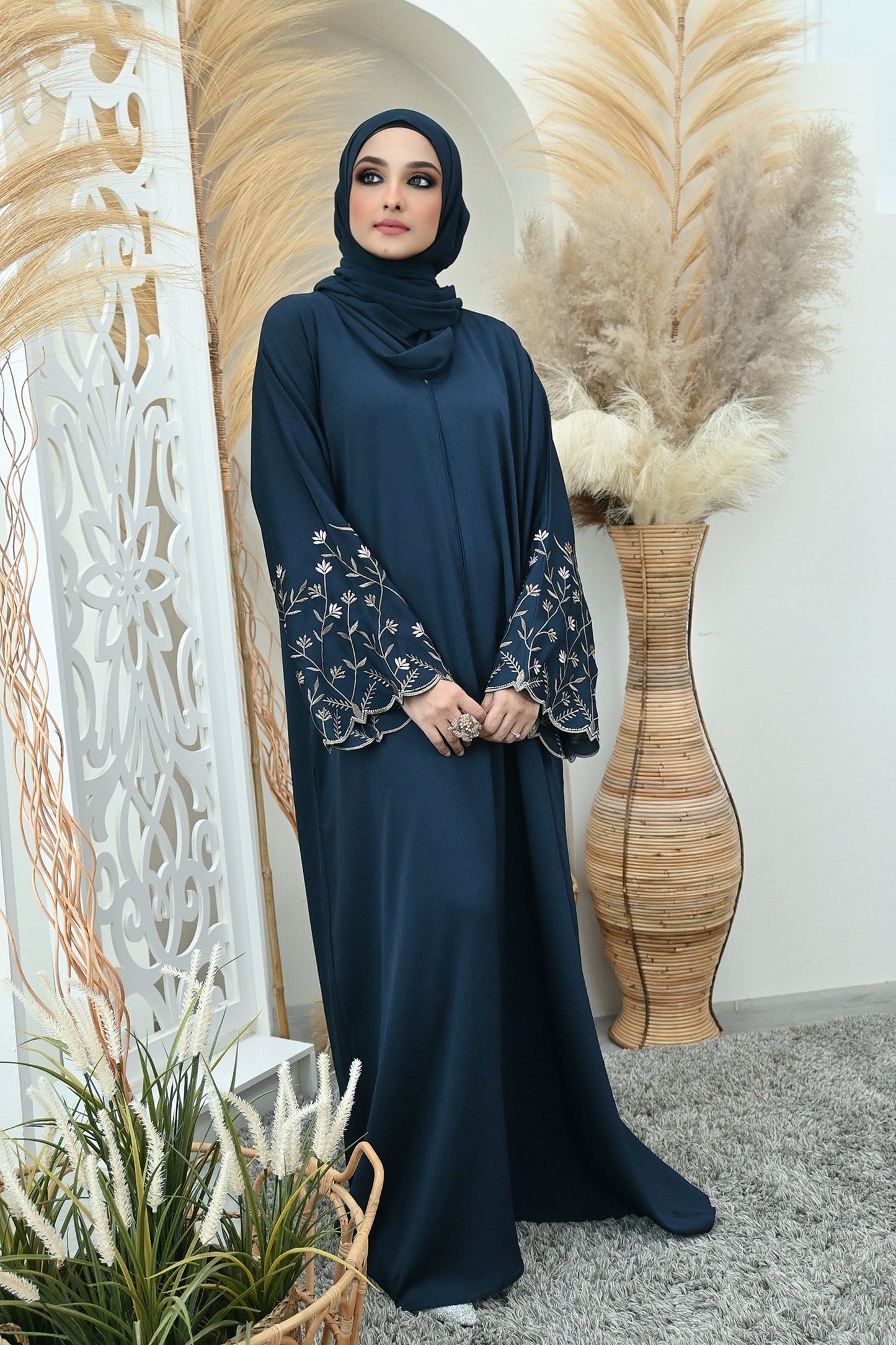 ABAYA ZOHRA