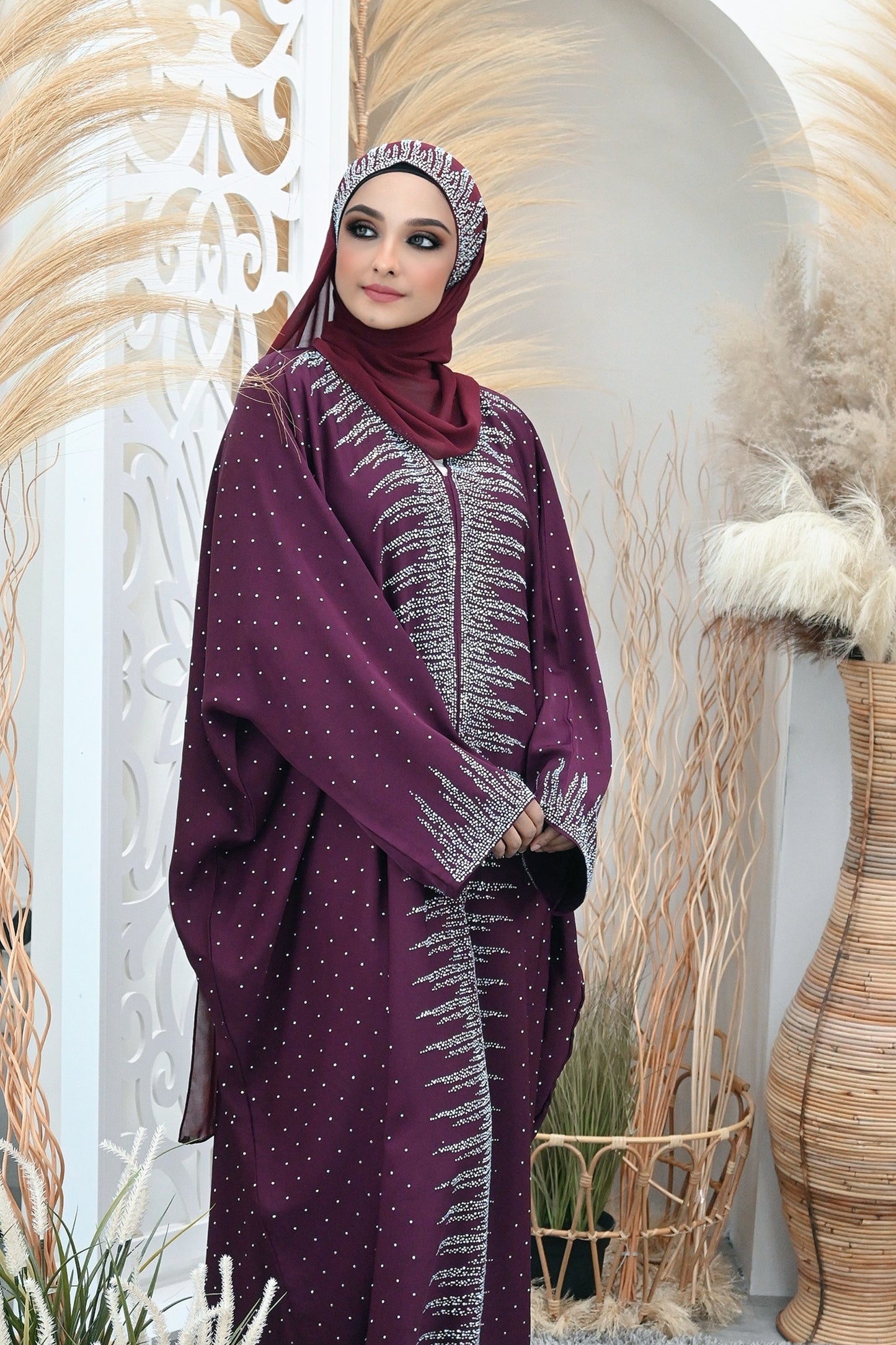 ABAYA YULIANA