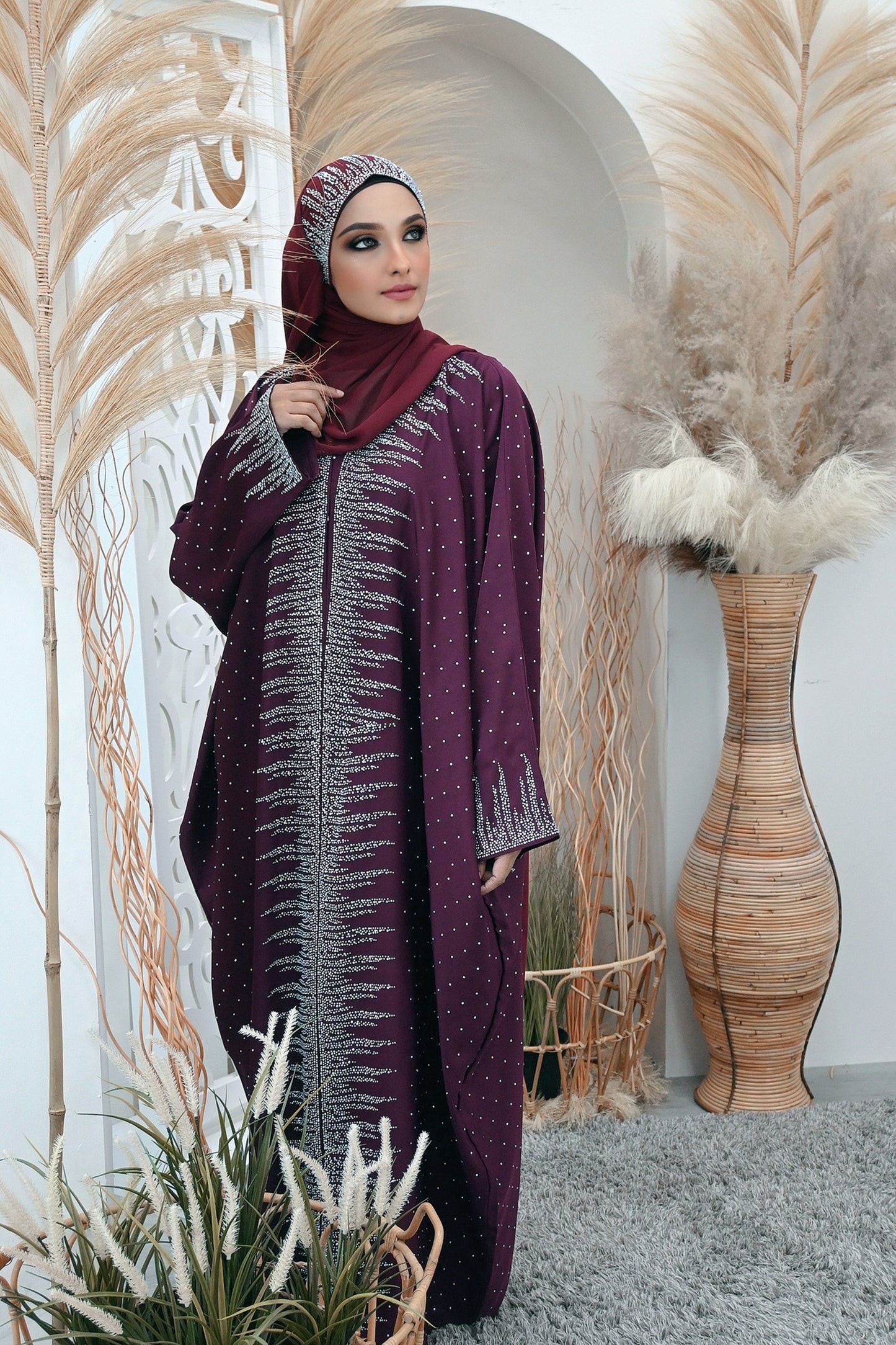 ABAYA YULIANA