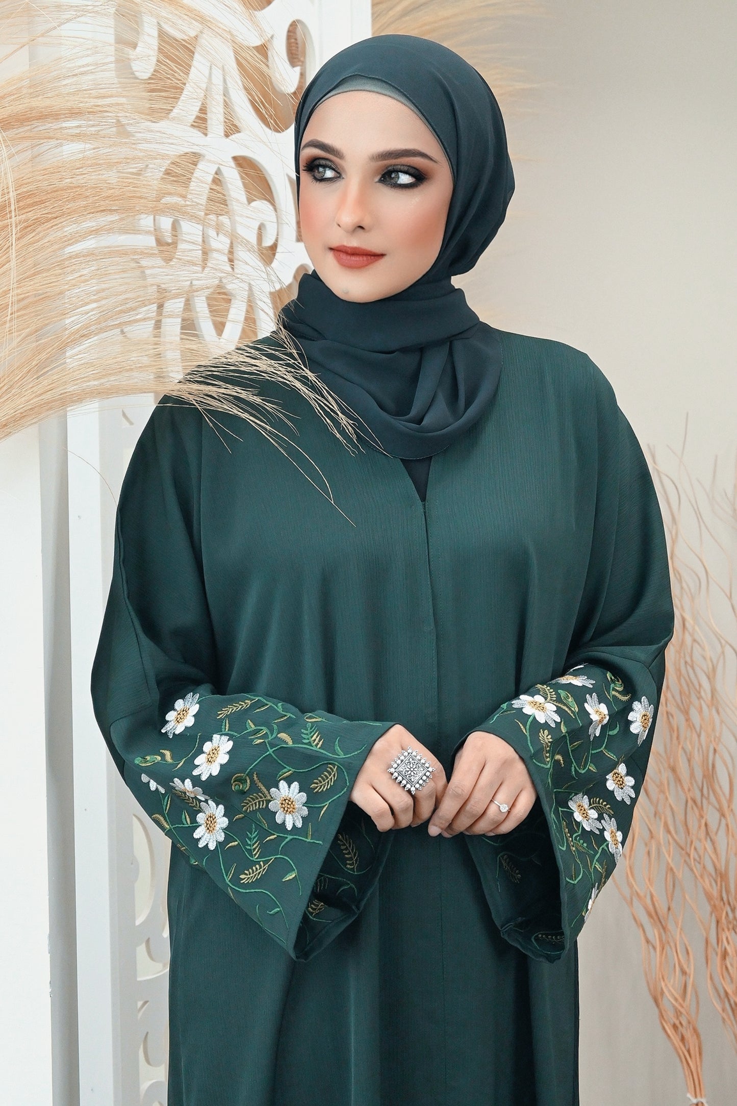 ABAYA COSMOS