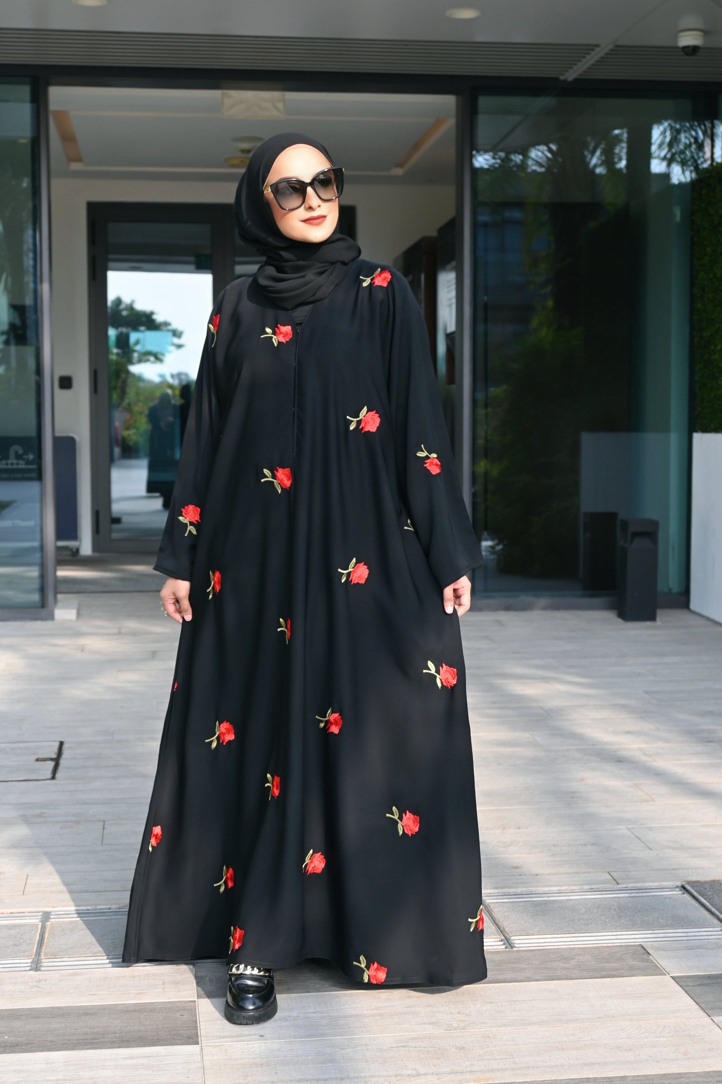 ABAYA ROSES