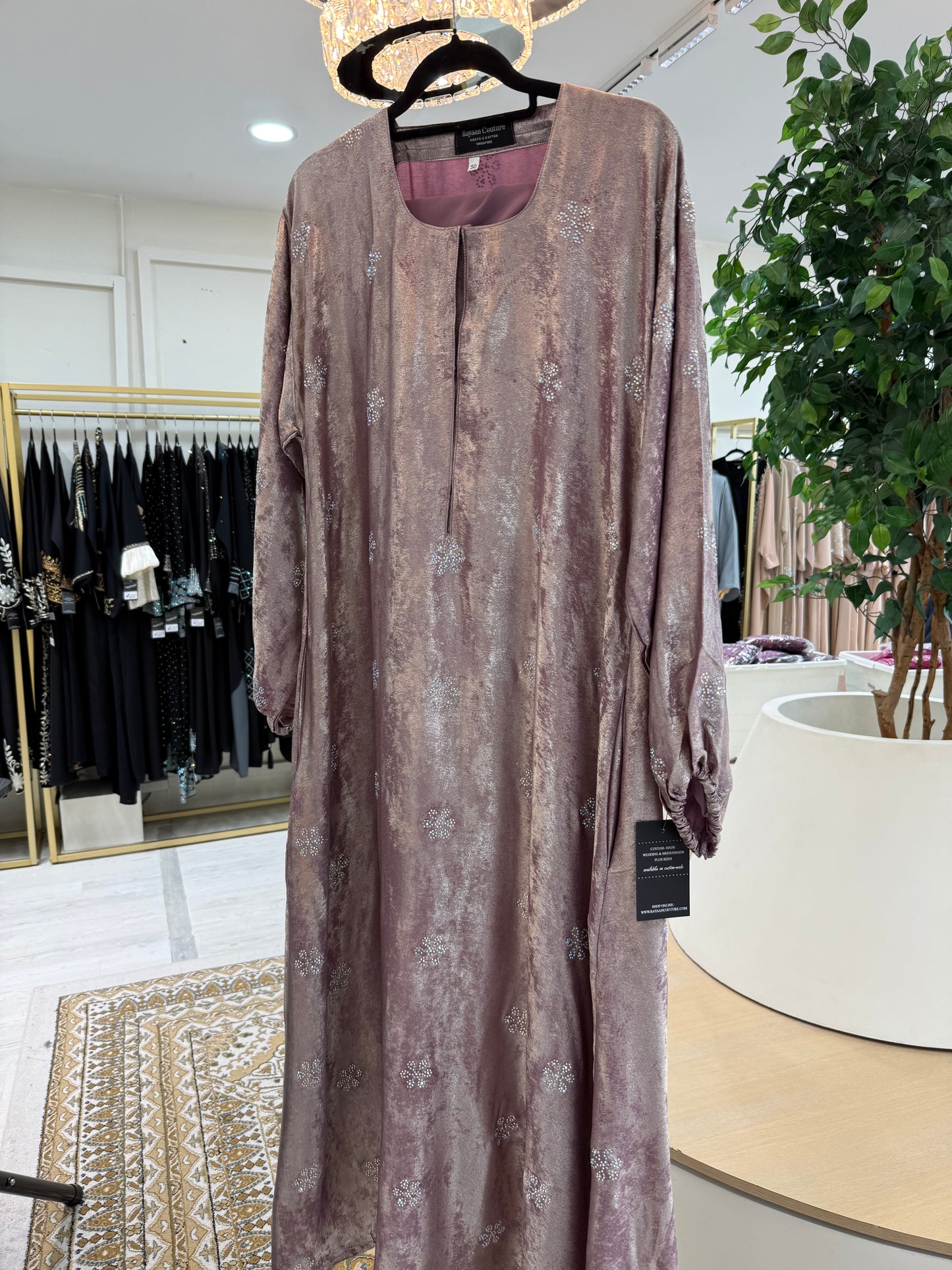ABAYA ANUM