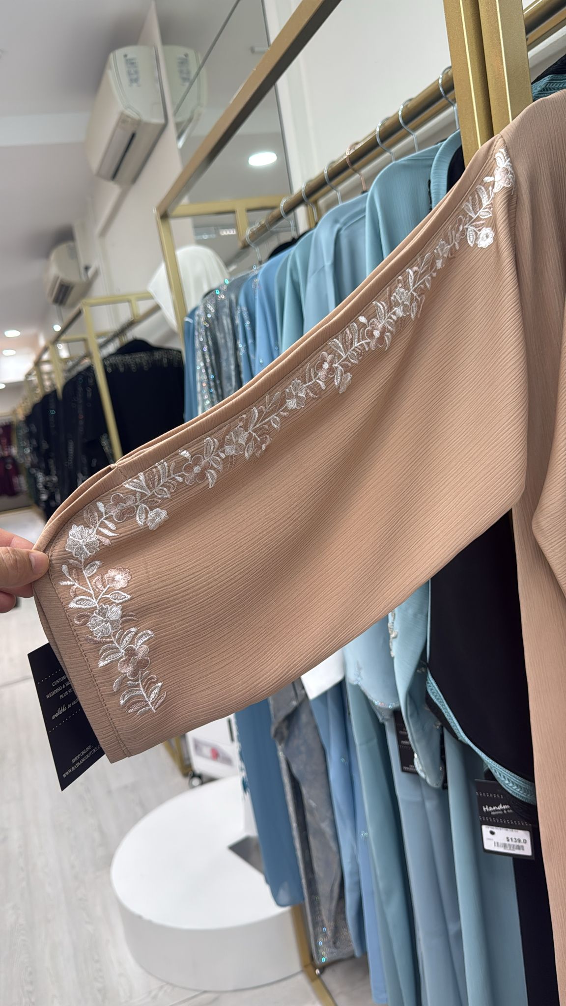 ABAYA REEN