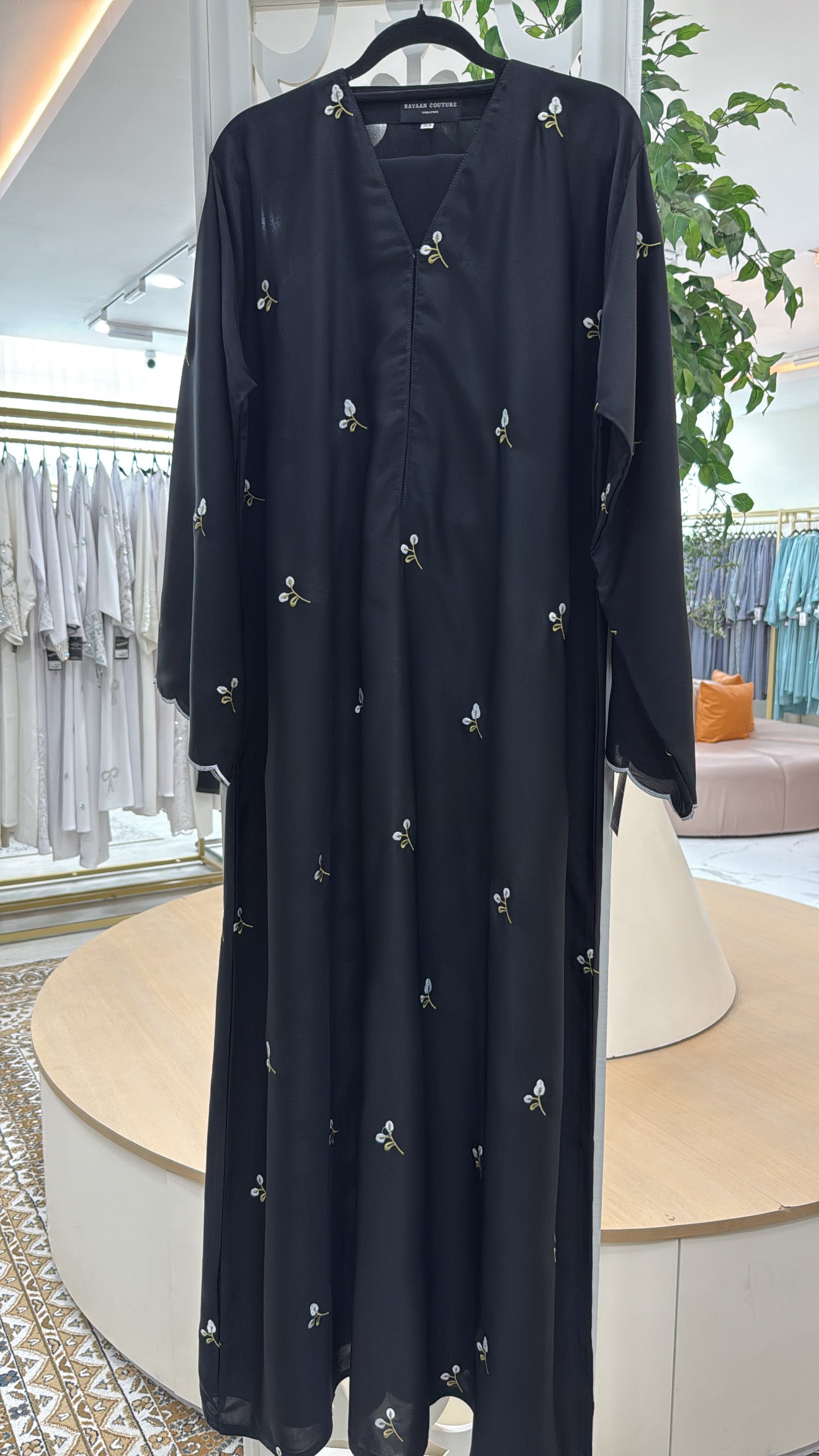 ABAYA FARYAL