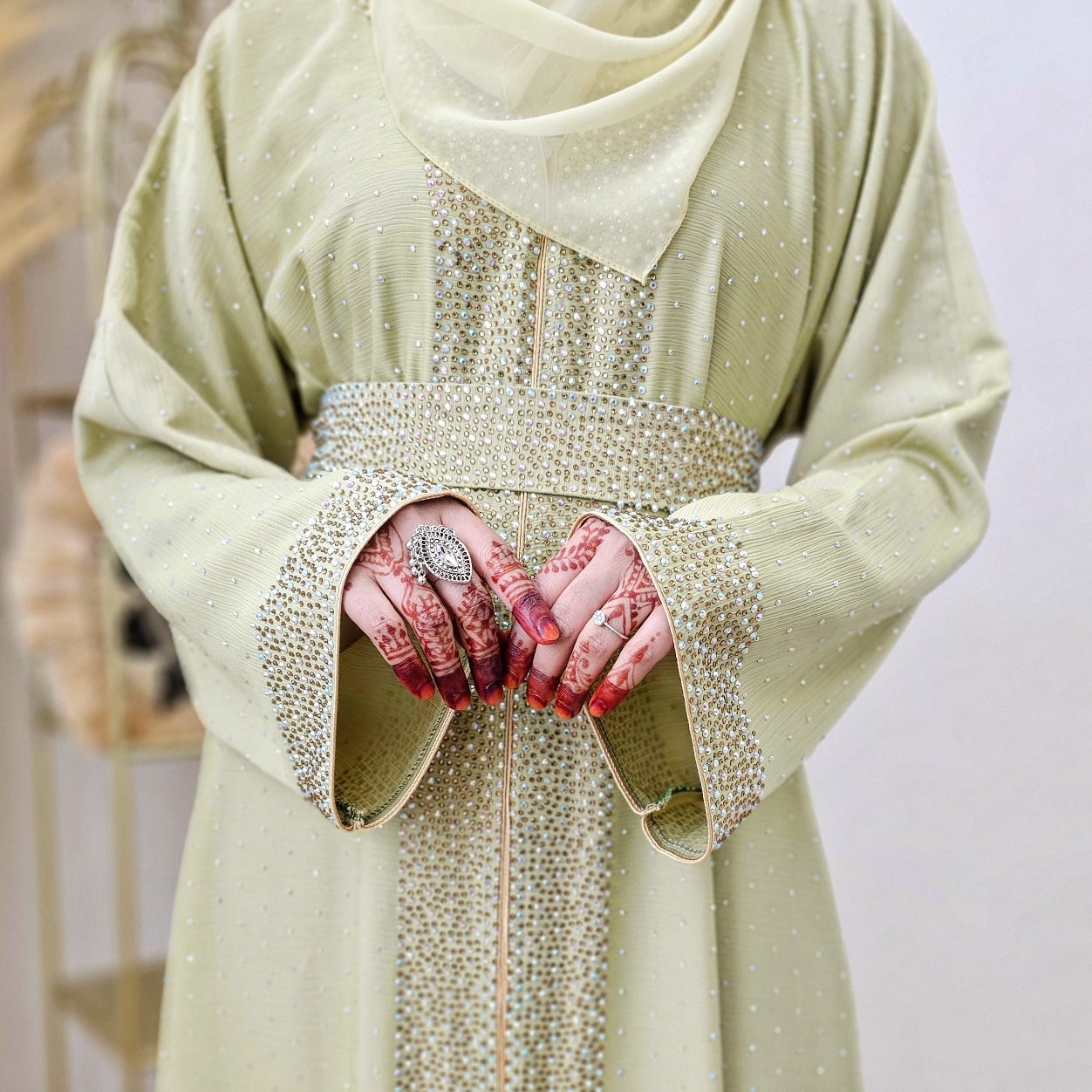 RAZIA LUXE -2