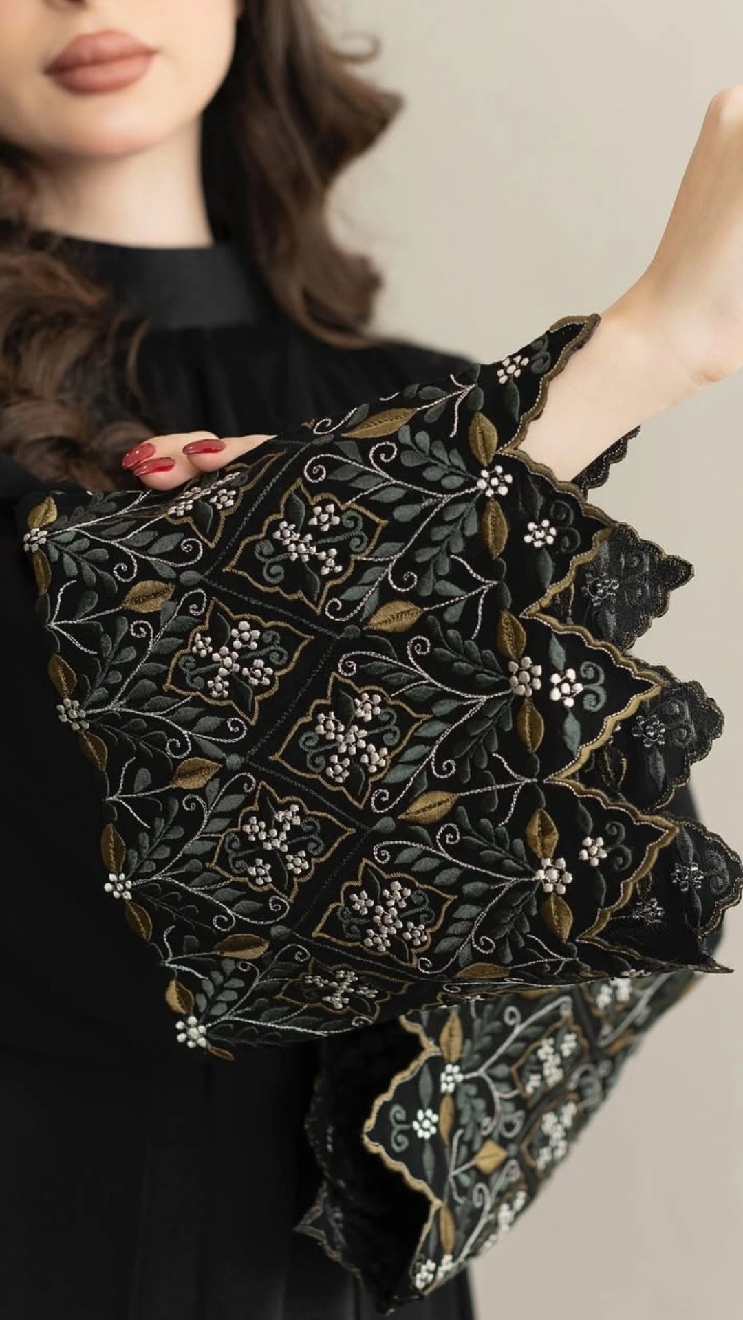 ABAYA SANABEL