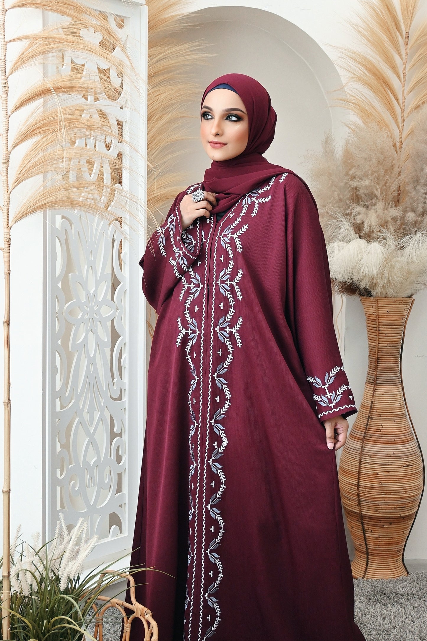 ABAYA ROSALIA
