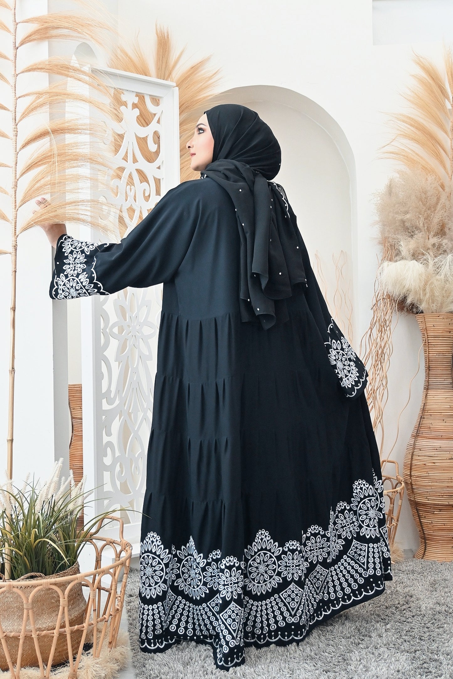 ABAYA SHALENE