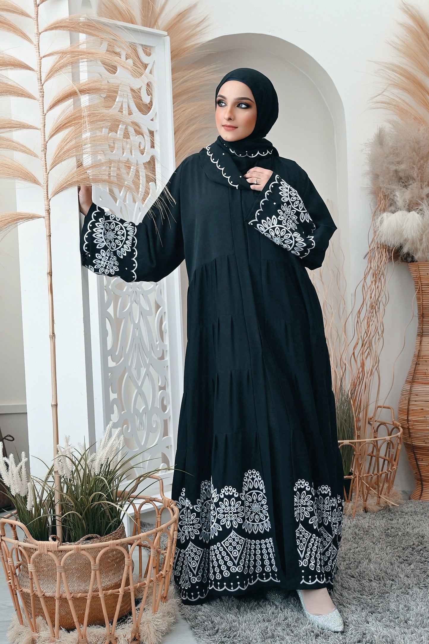 ABAYA SHALENE
