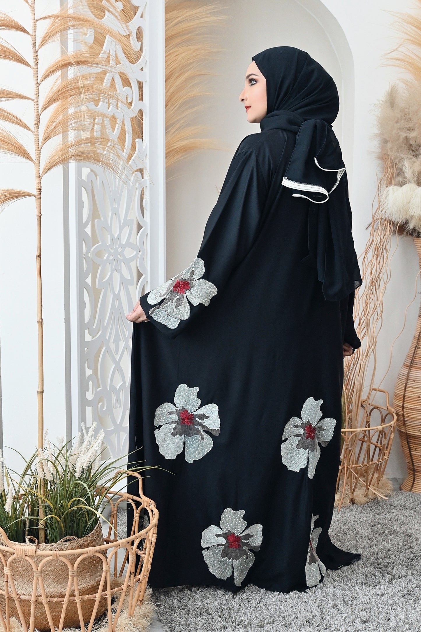 ABAYA LILY
