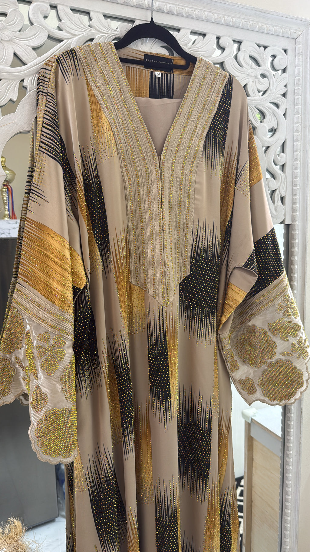 ABAYA QATARI