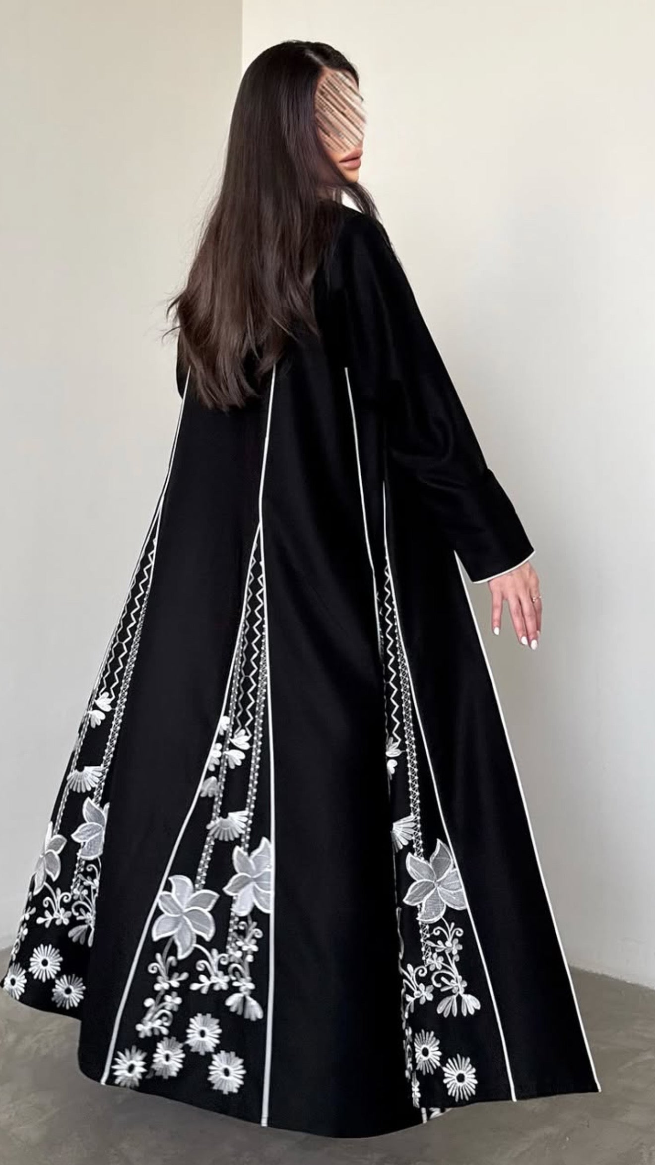 ABAYA ANSA