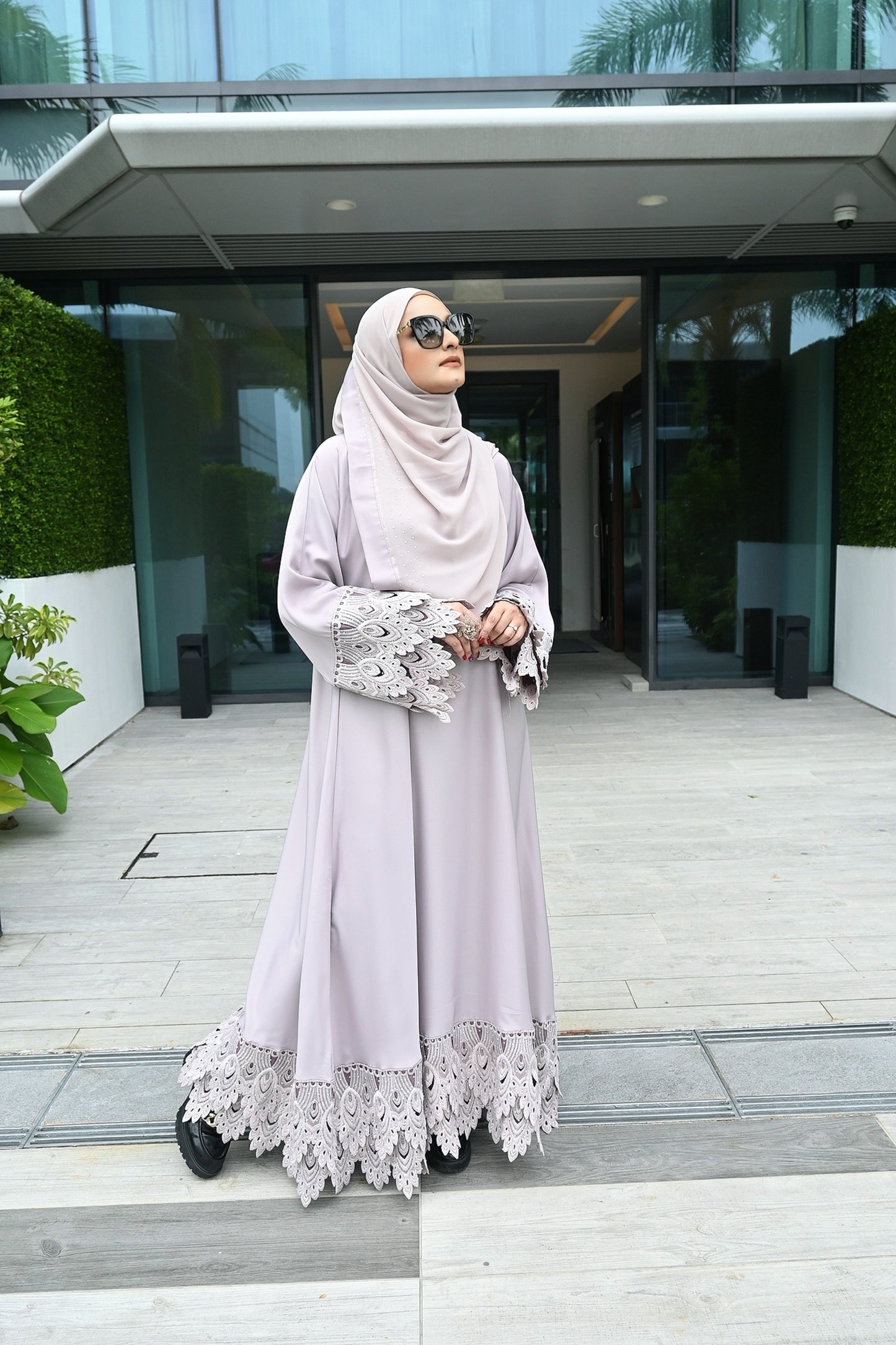 ABAYA TASNEEM