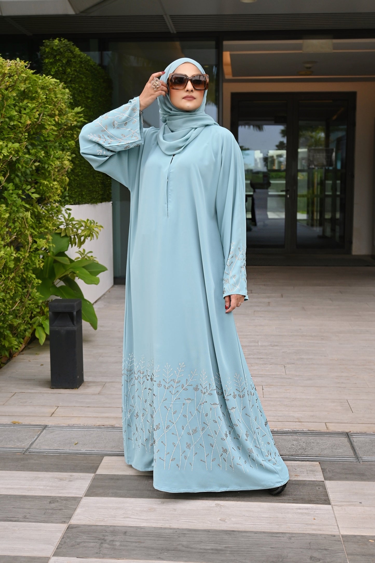 ABAYA TRISHA