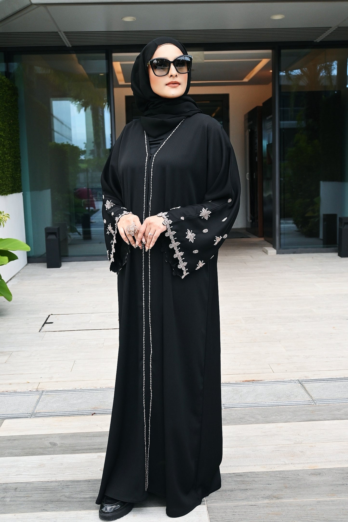 ABAYA EMILY