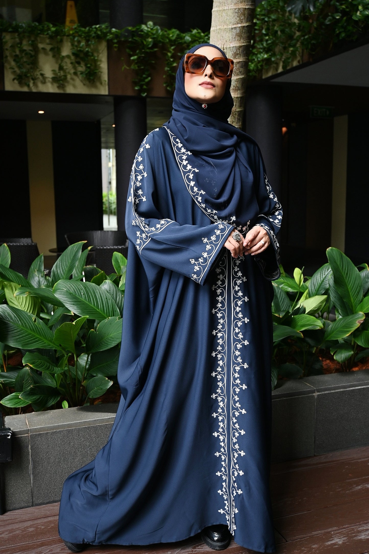 ABAYA HALIJAH