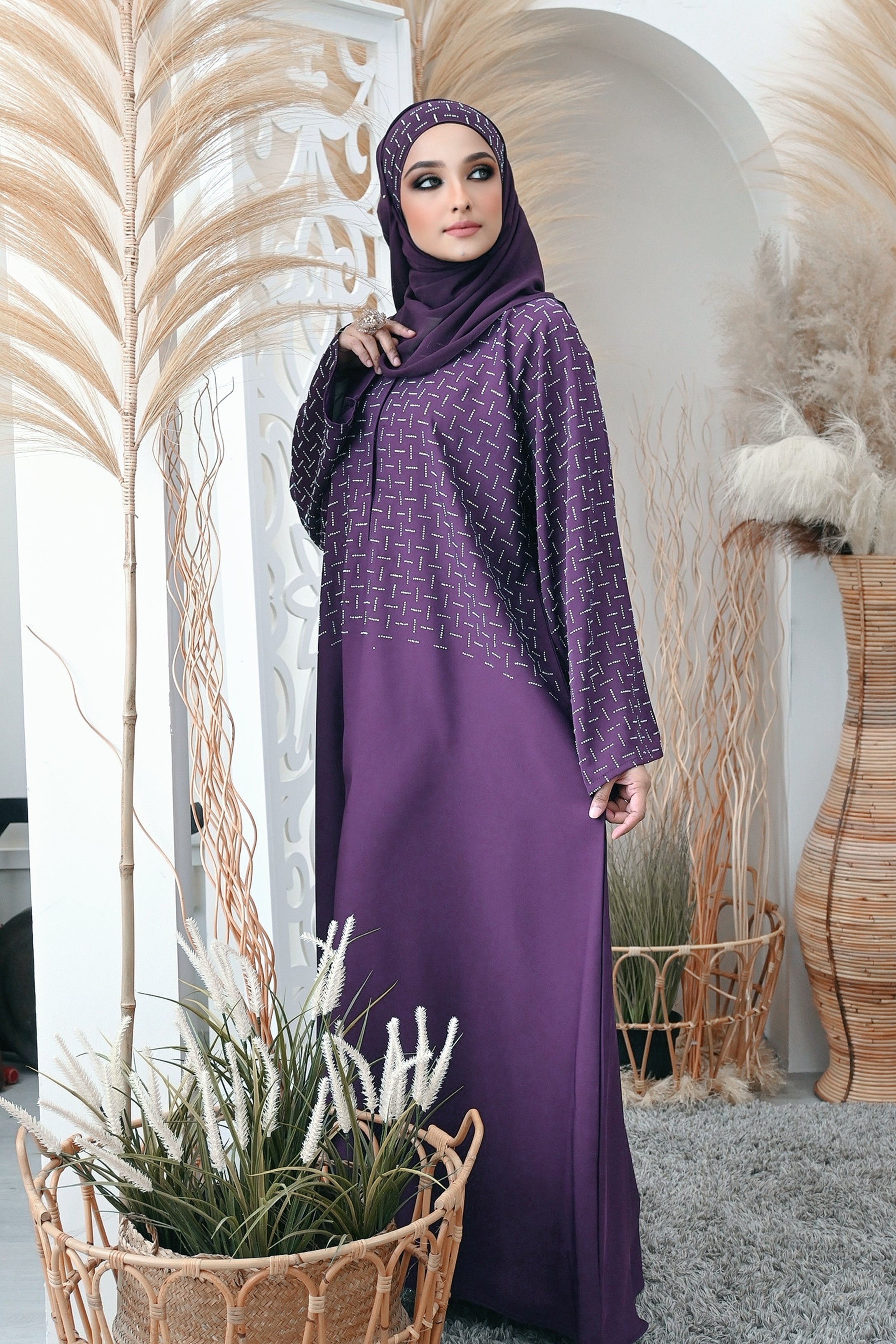 ABAYA ALIZEH