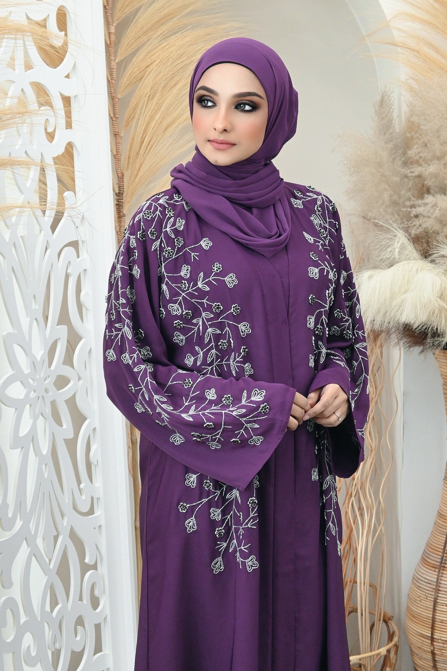 ABAYA PINKA