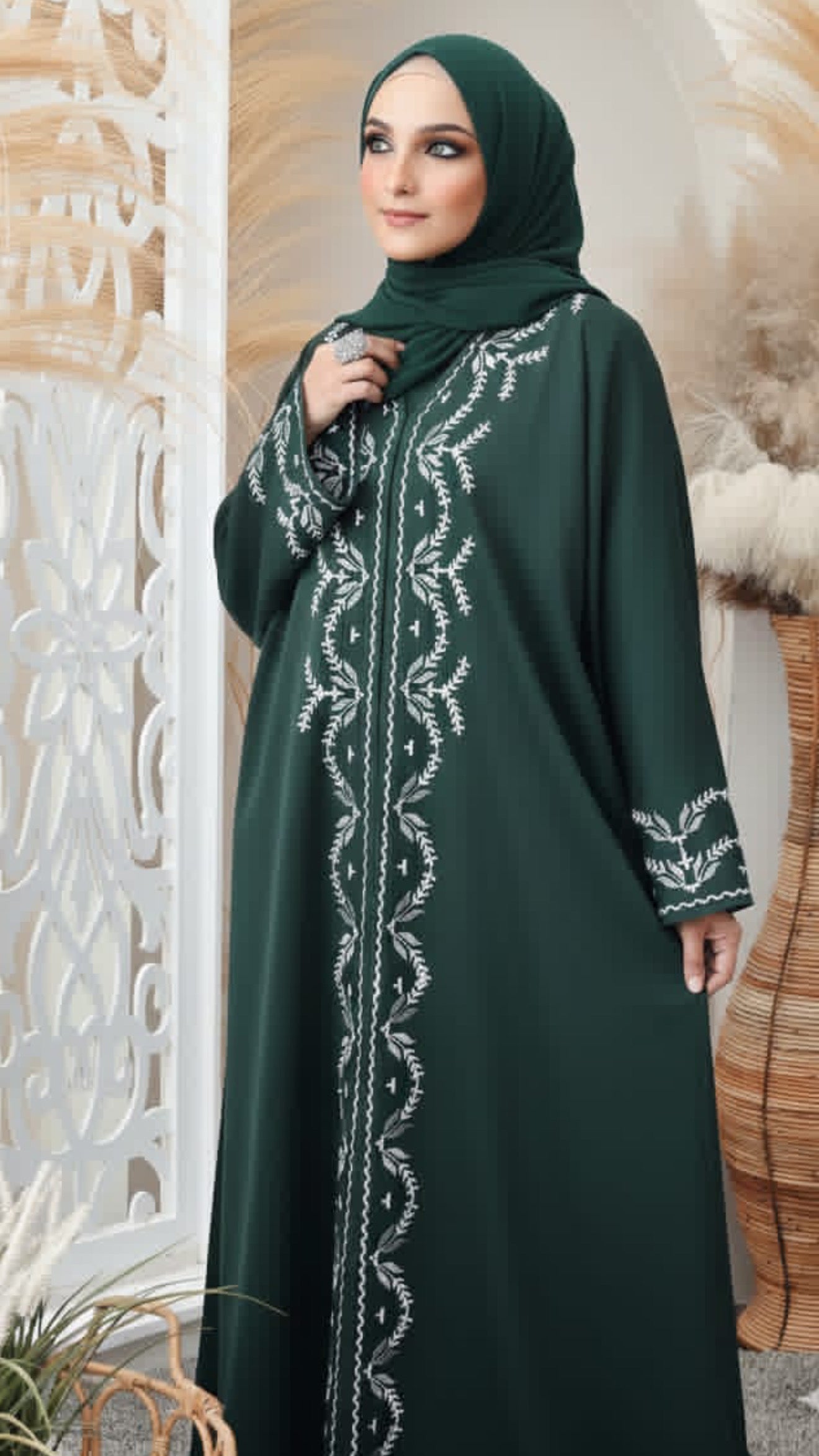 ABAYA ROSALIA