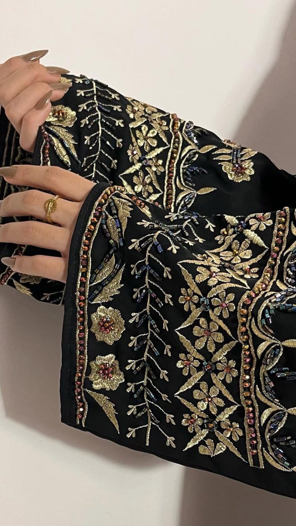 ABAYA NOAH