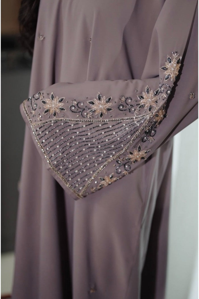 ABAYA HANAN