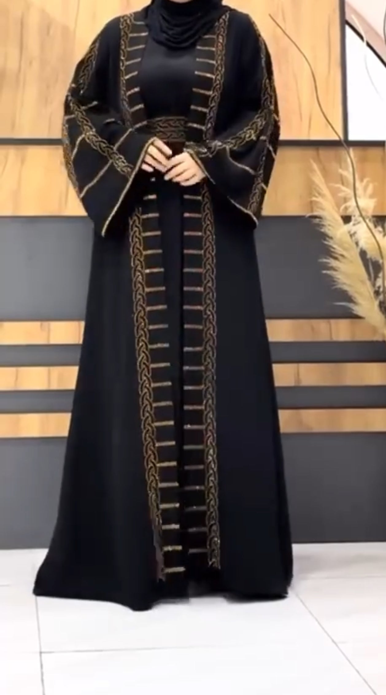 ABAYA ALVIRA