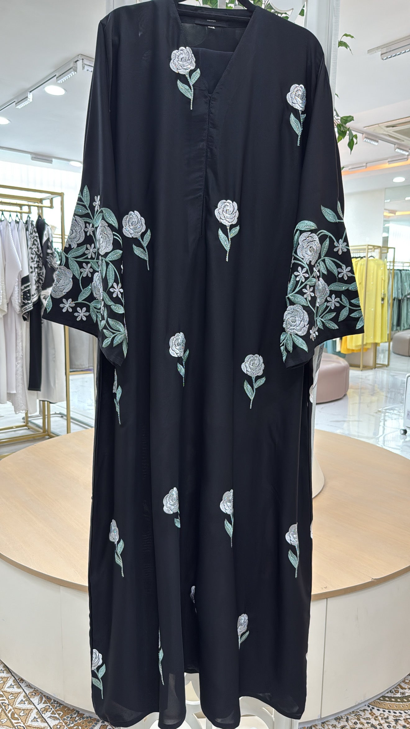 ABAYA NAIMA