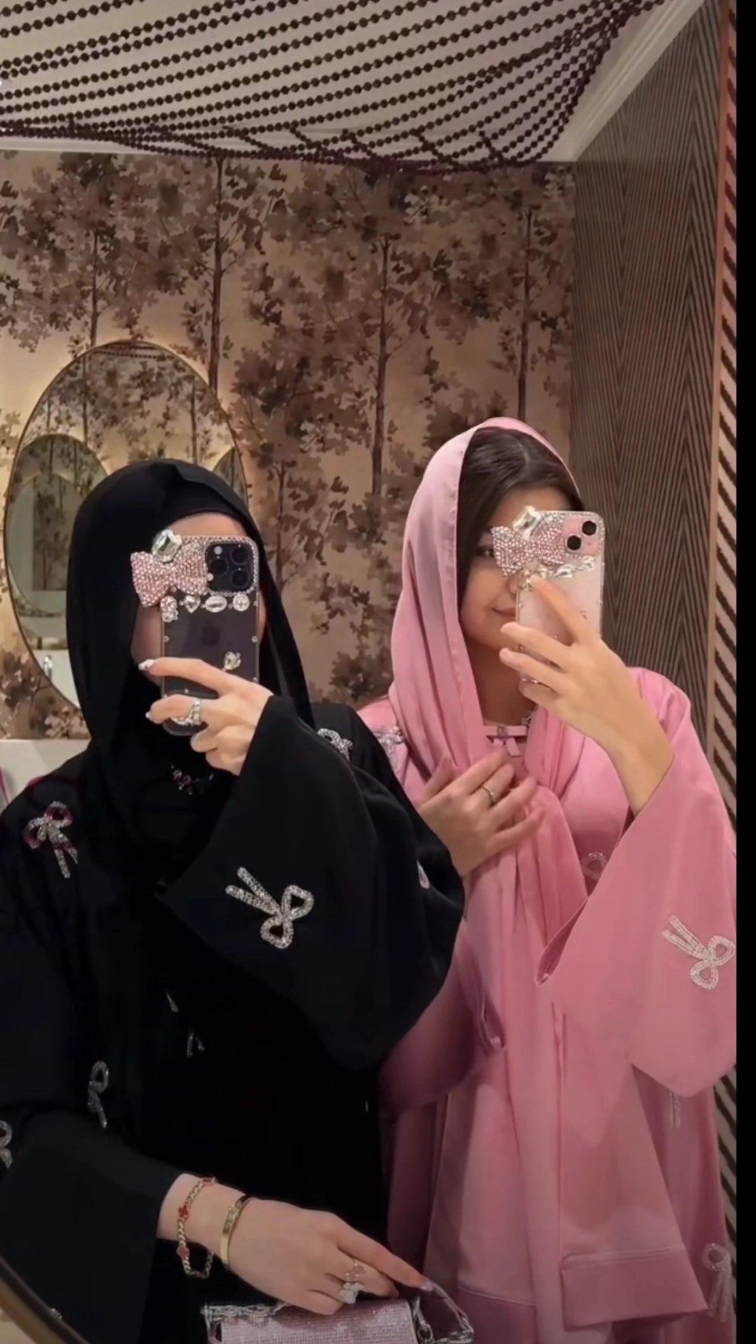 ABAYA BESTIE