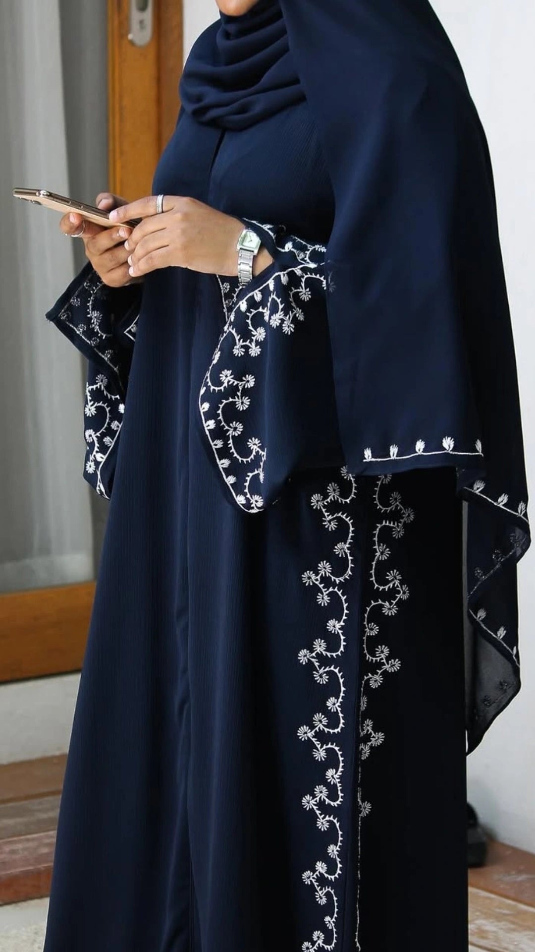 ABAYA ZAINA