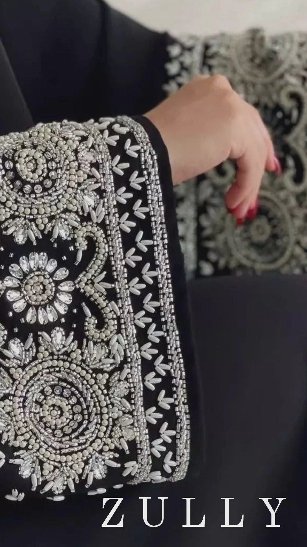 ABAYA ZULLY