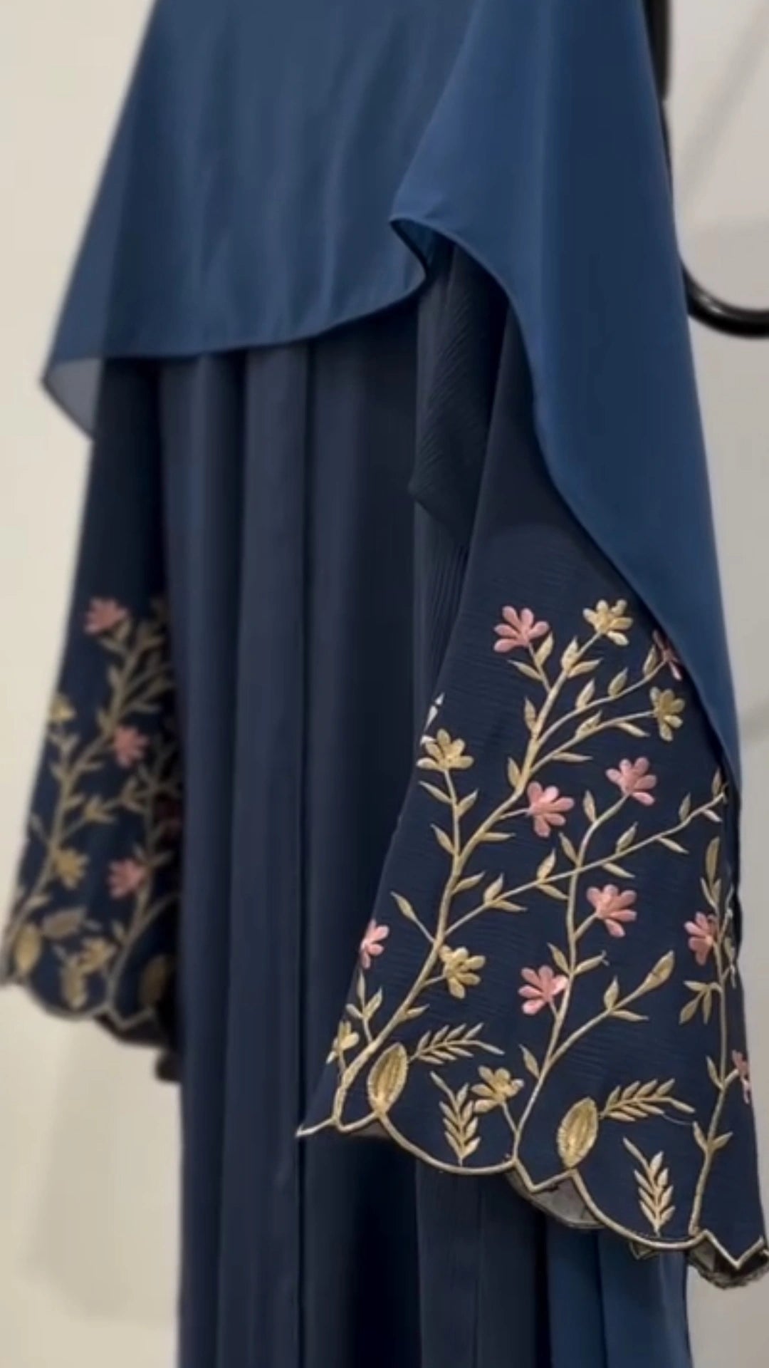 ABAYA ZOHRA