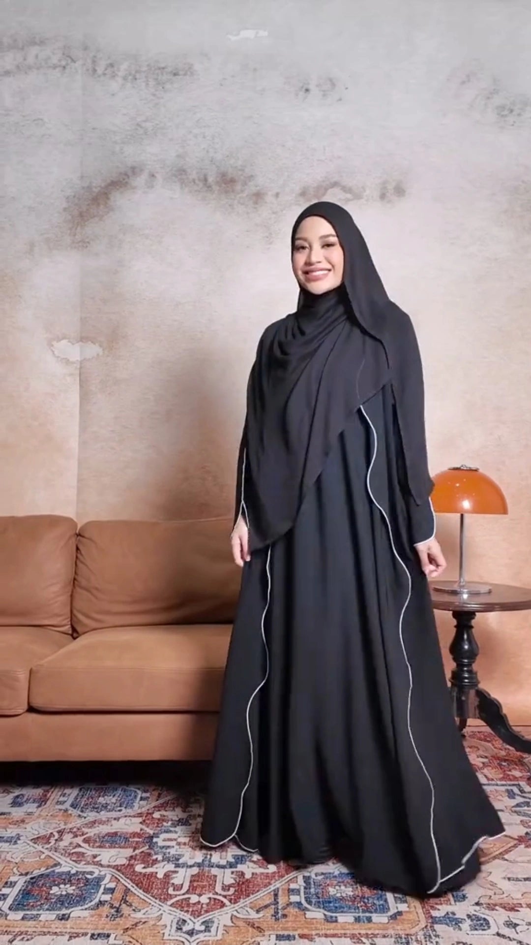ABAYA MYRA