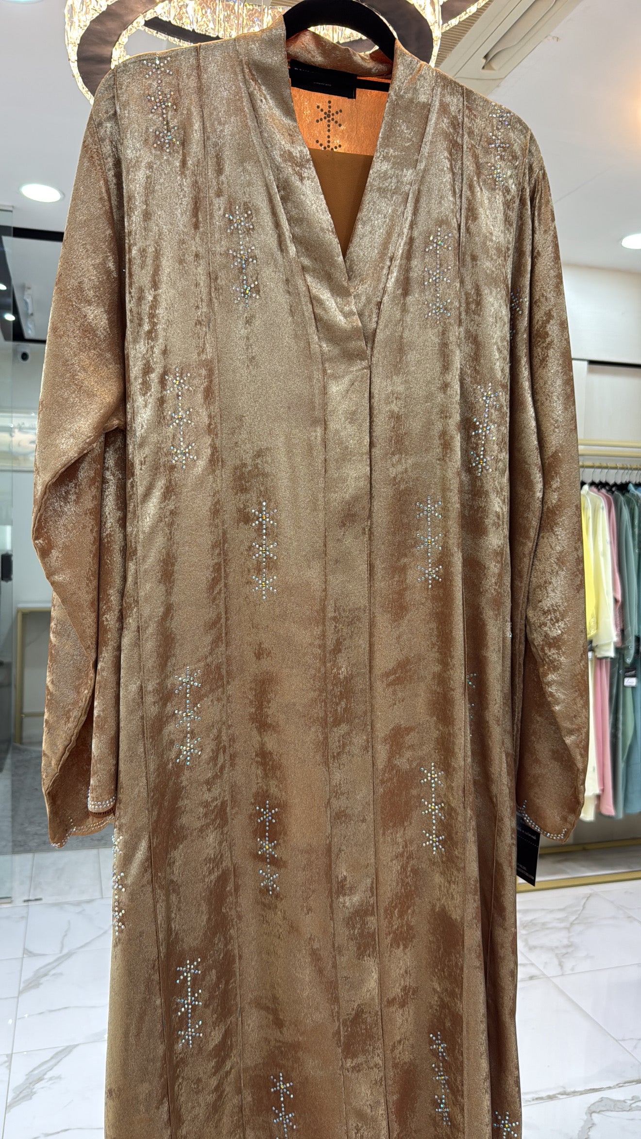 ABAYA SOLANA
