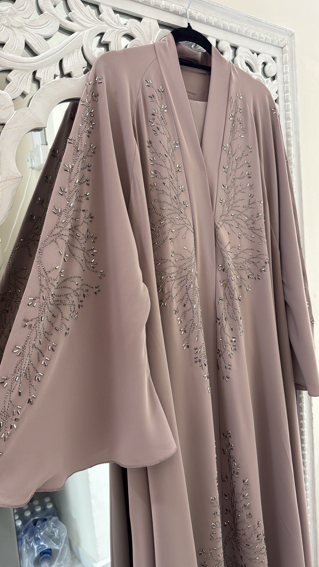 ABAYA ALBA
