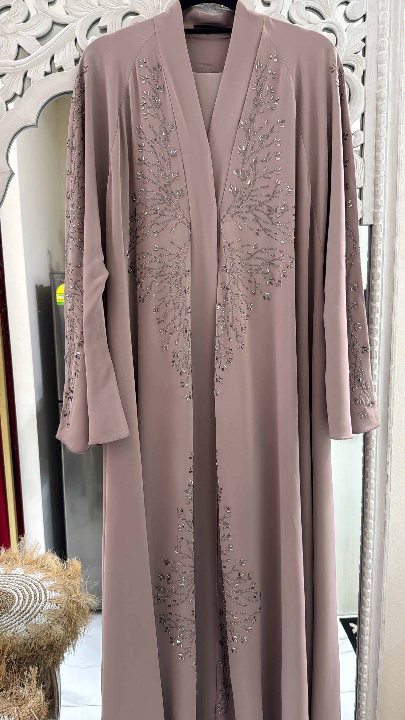 ABAYA ALBA