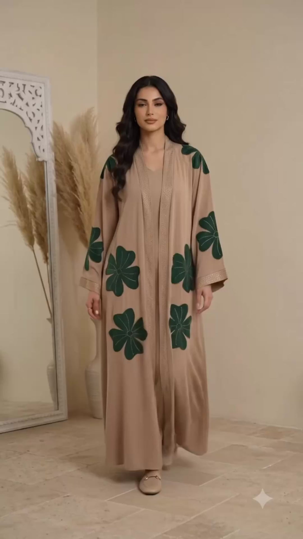 ABAYA LILY