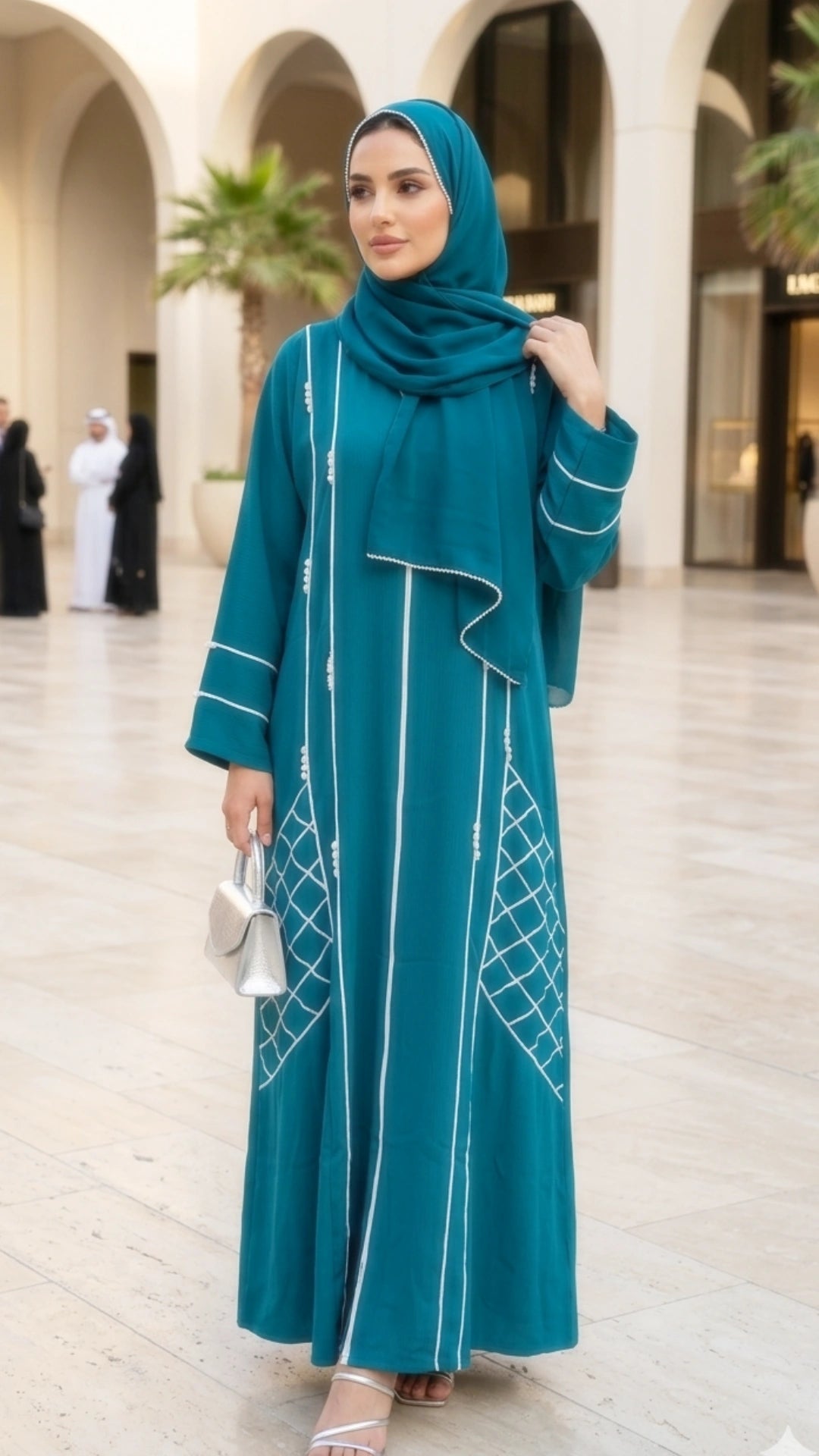 ABAYA KAIRA