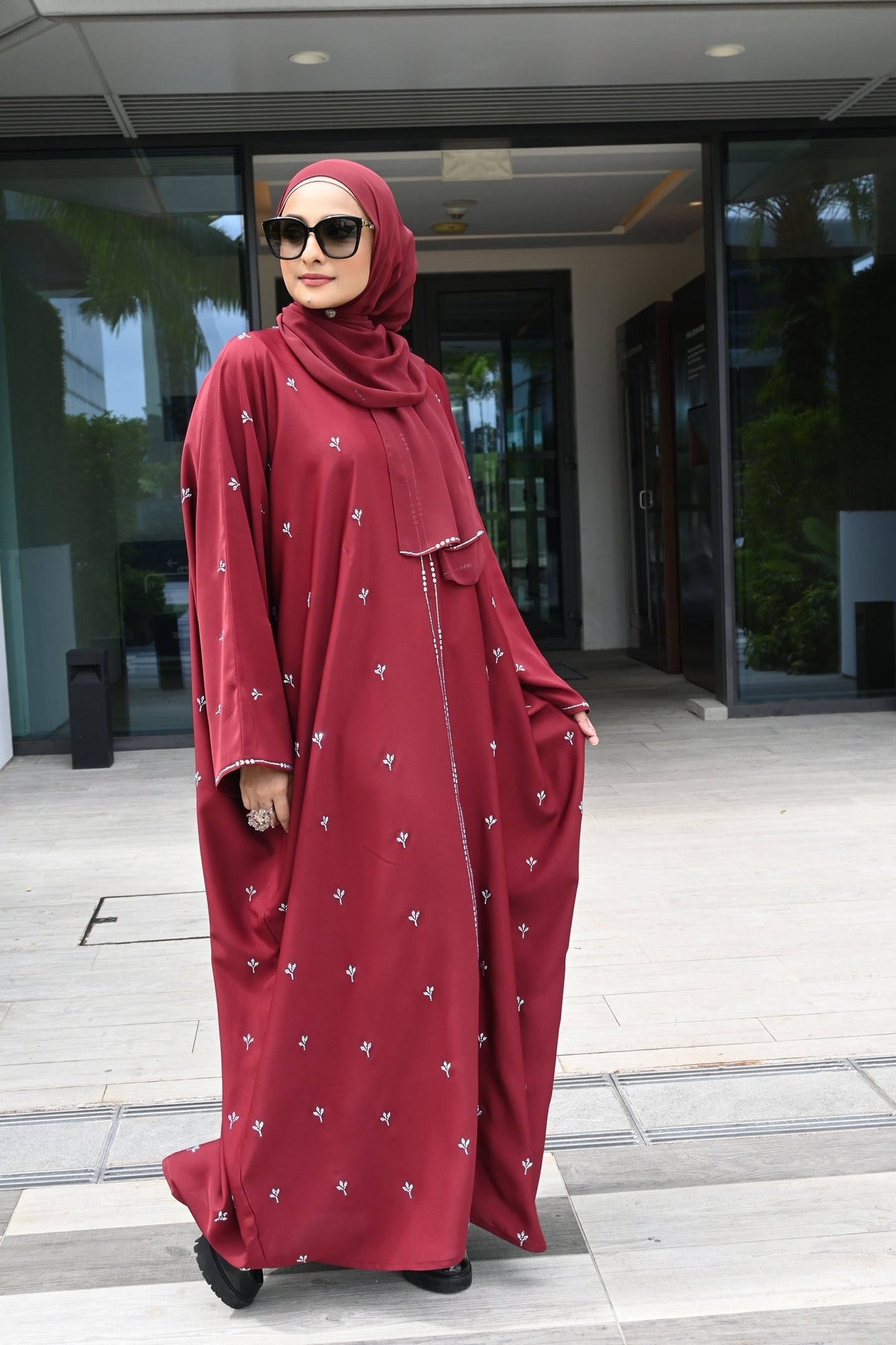 ABAYA IRIS