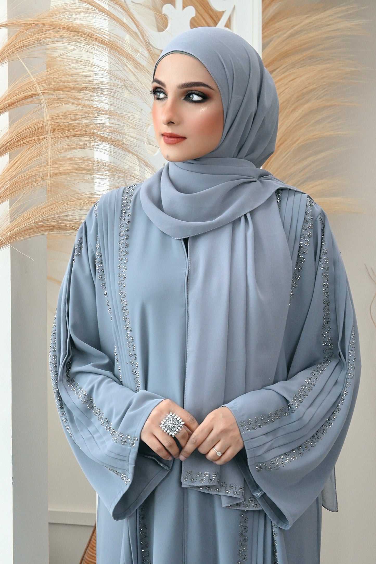ABAYA ZERLIN