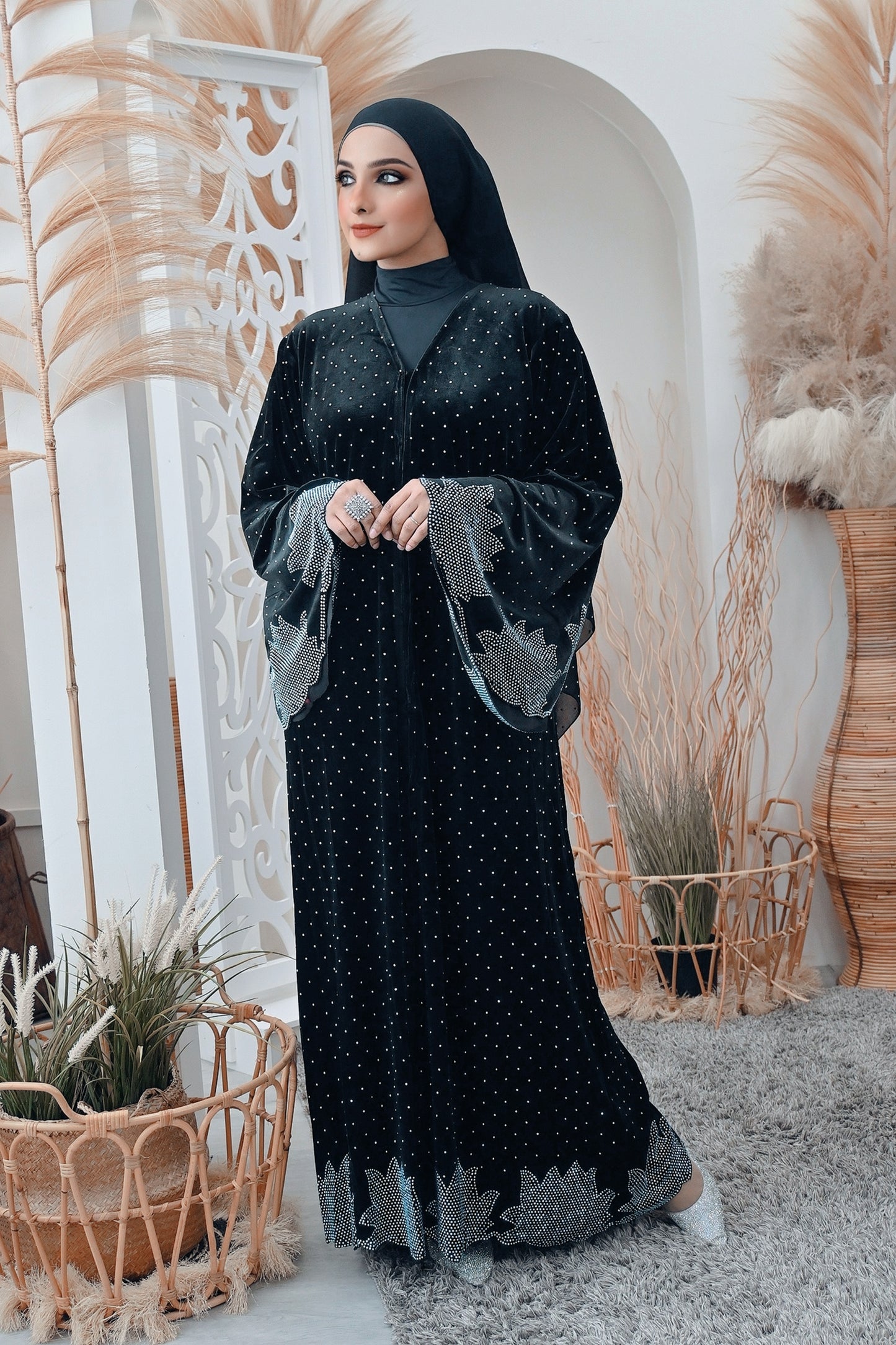 ABAYA WAROOD