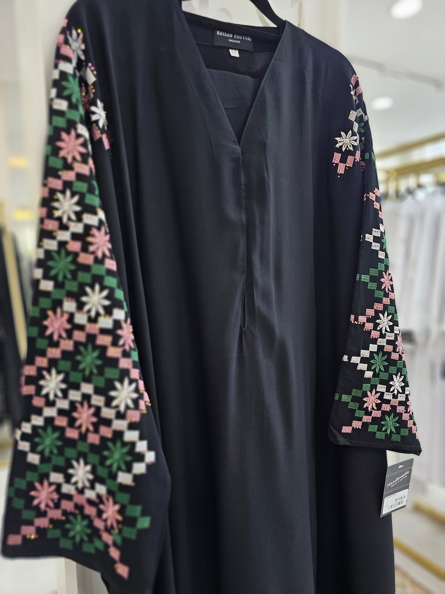 ABAYA RIA