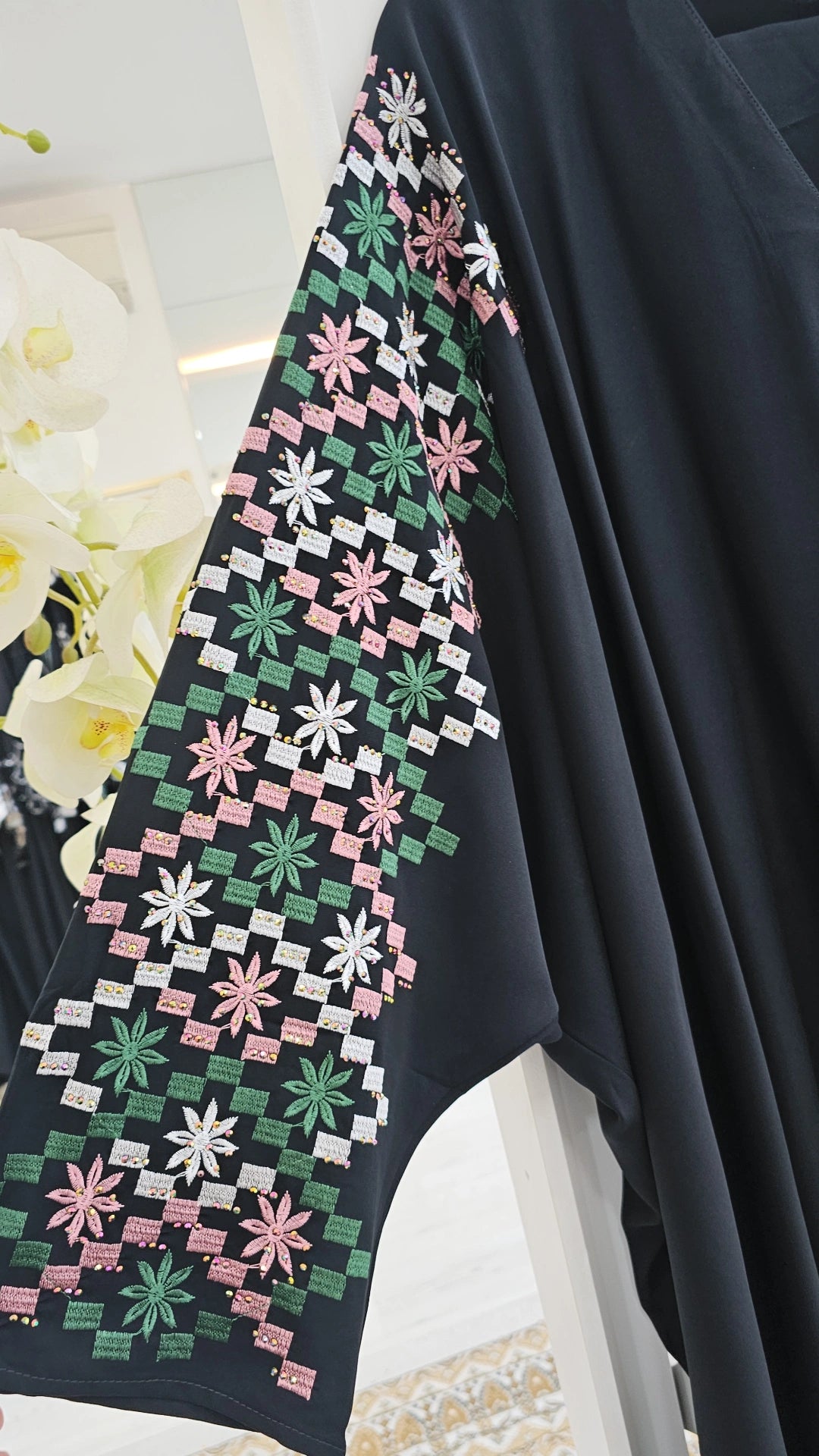 ABAYA RIA