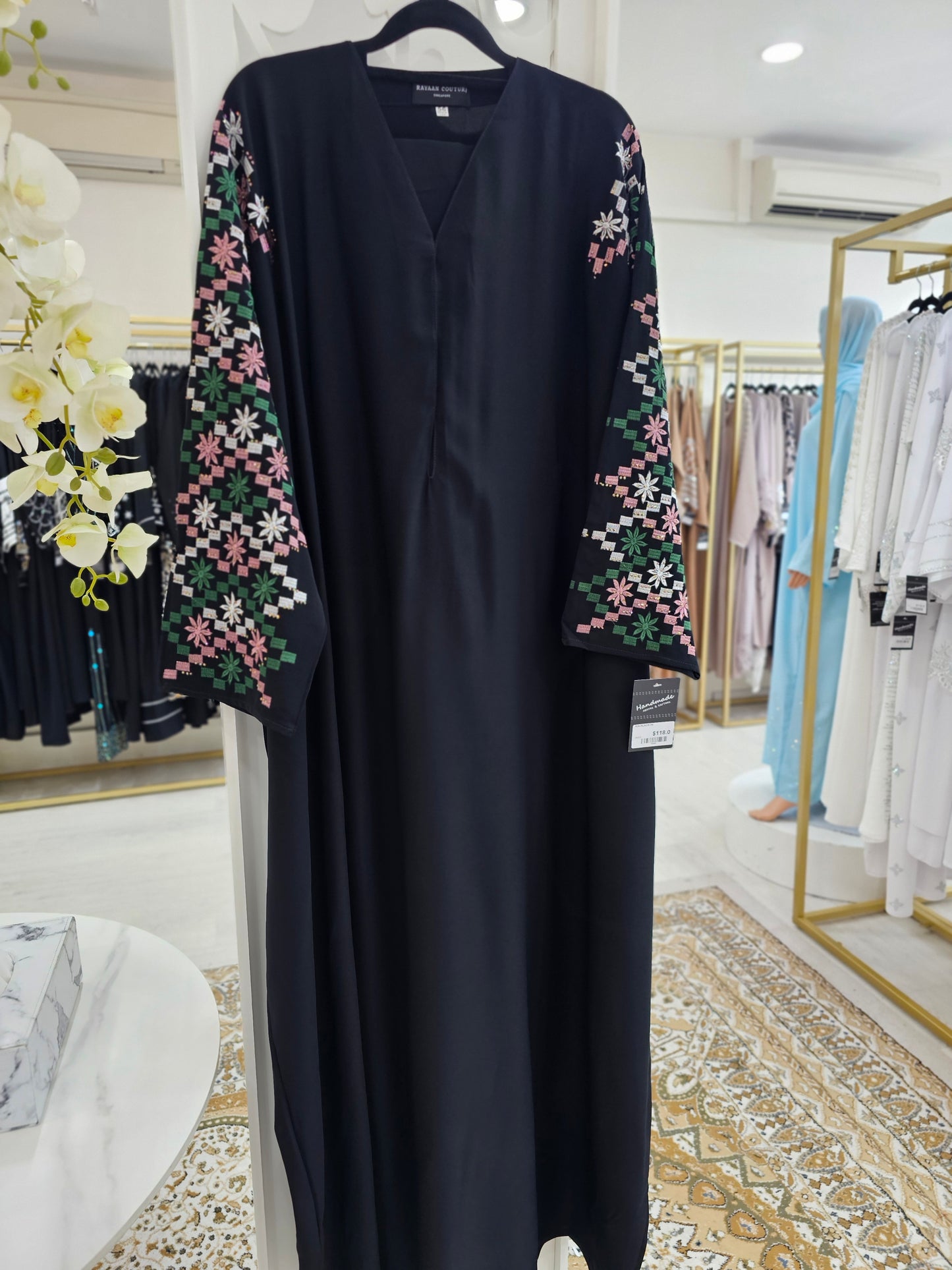 ABAYA RIA