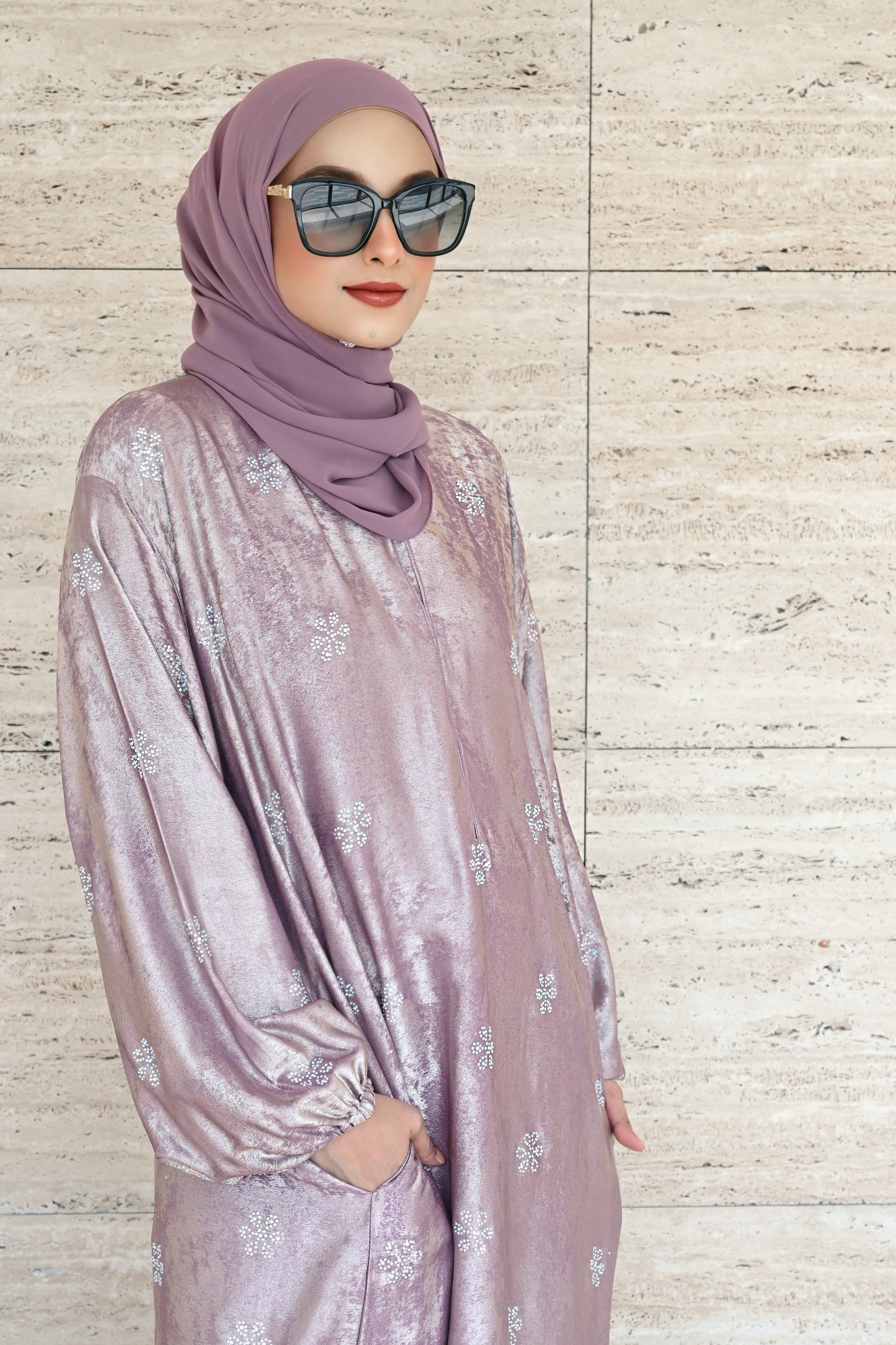 ABAYA ANUM