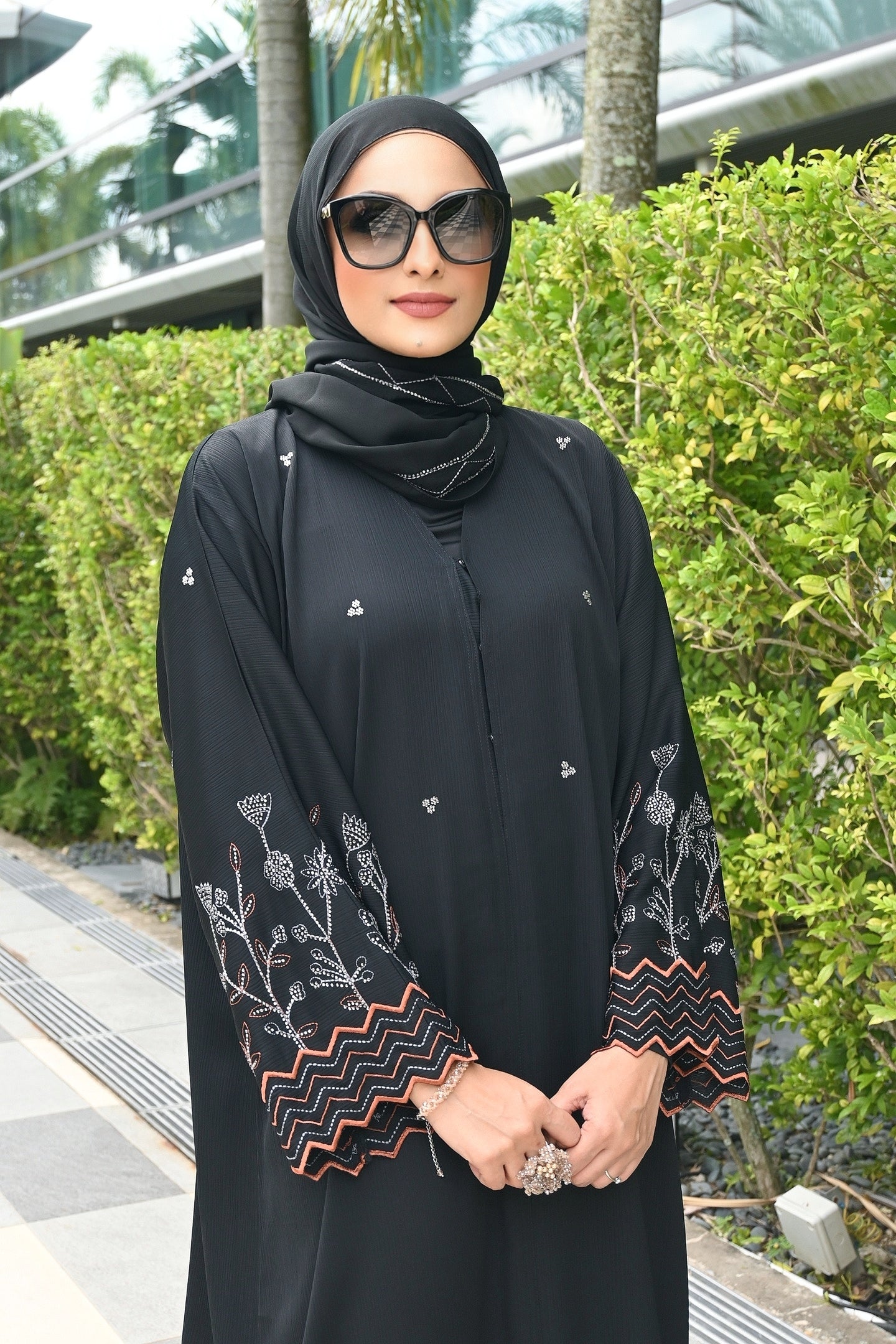 ABAYA SYURA