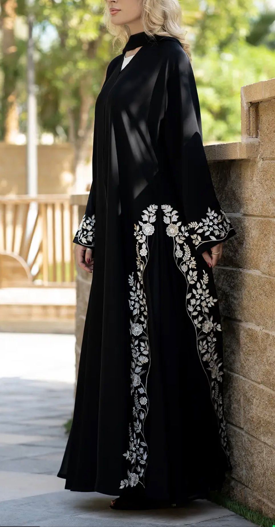 ABAYA LUBNA